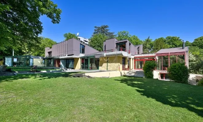 Недвижимость Single house: 6