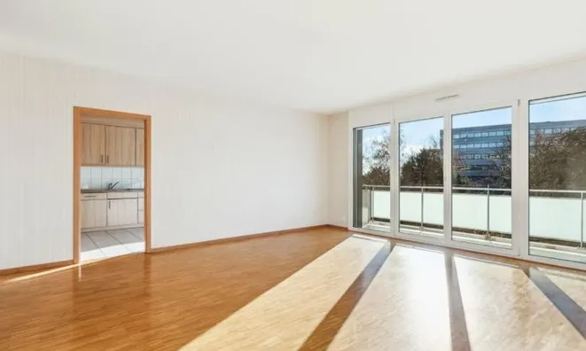 Недвижимость Apartment 5 rooms: 3