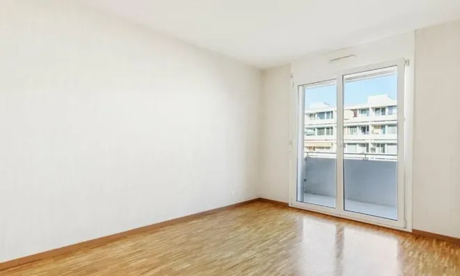 Недвижимость Apartment 5 rooms: 9