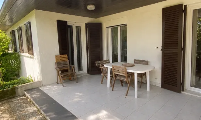 Недвижимость Bifamiliar house 6 rooms: 2