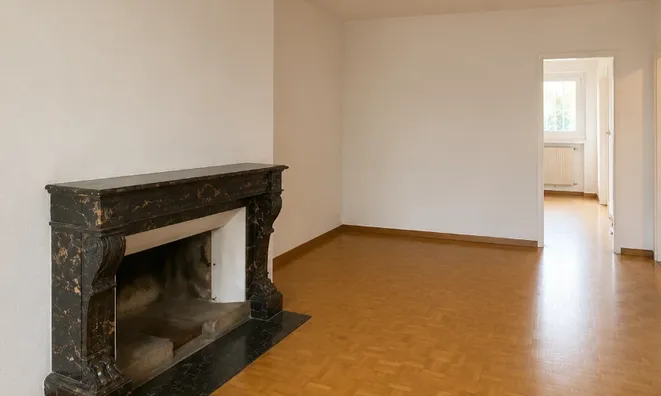 Недвижимость Bifamiliar house 6 rooms: 4