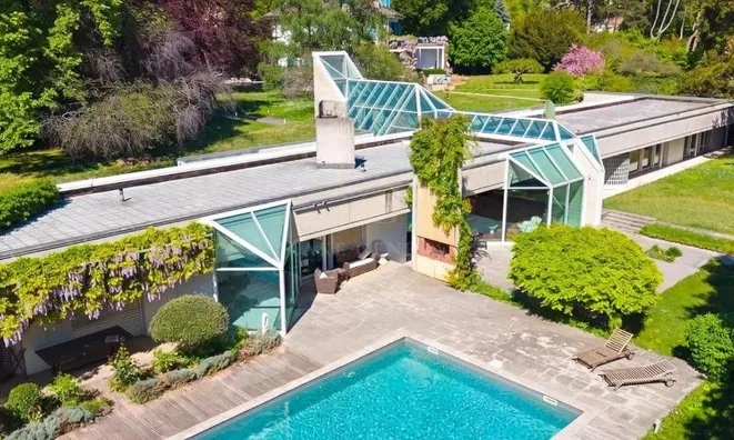 Недвижимость Villa: 4