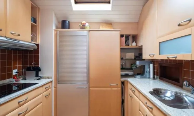 Недвижимость Apartment 4.5 rooms: 5