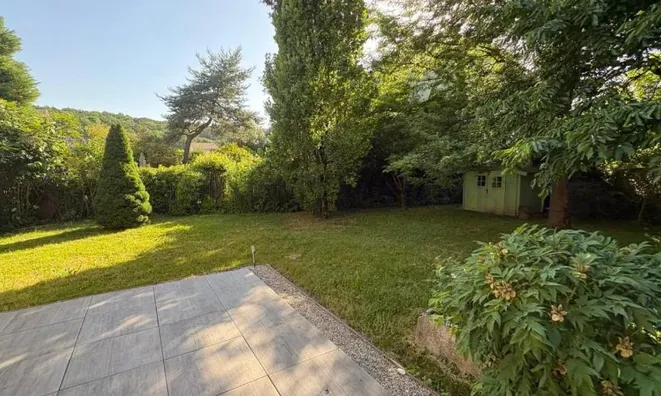Недвижимость Single house 7 rooms: 6