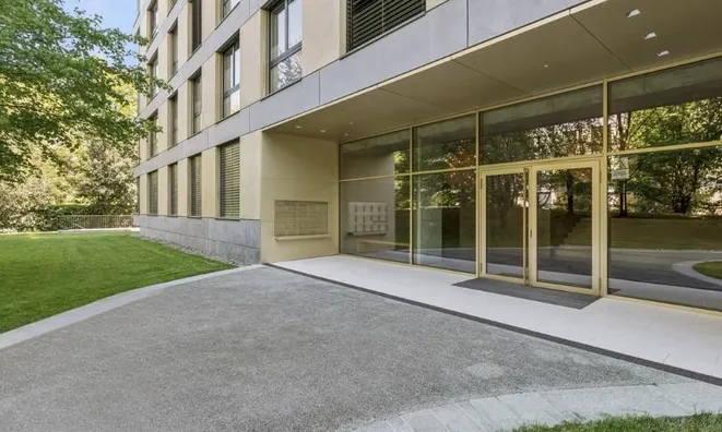 Недвижимость Apartment 5 rooms: 1