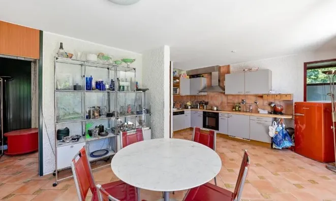 Недвижимость Single house 17 rooms: 7