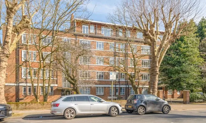 Недвижимость Mapesbury Road: 15