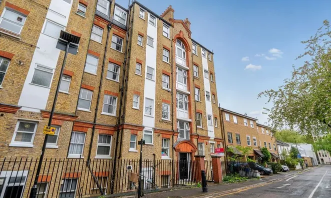 Недвижимость Chiswick Road, Chiswick: 4
