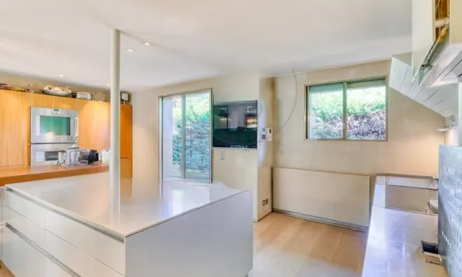 Недвижимость Row house 9 rooms: 9
