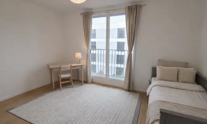 Недвижимость Apartment 4 rooms: 4