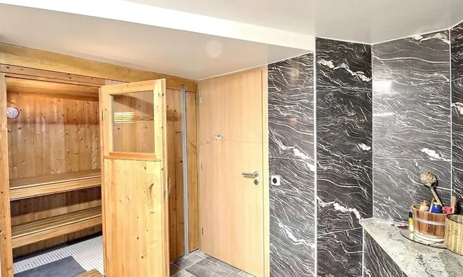 Недвижимость Single house 9 rooms: 10