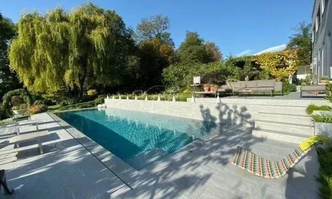 Недвижимость Single house 12 rooms: 10