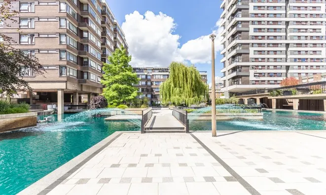 Недвижимость The Water Gardens: 3