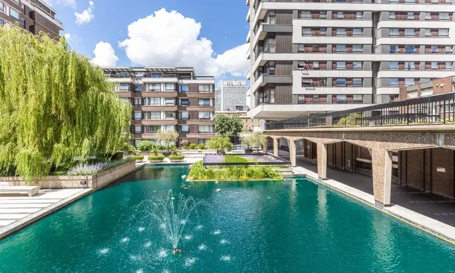 Недвижимость The Water Gardens: 5