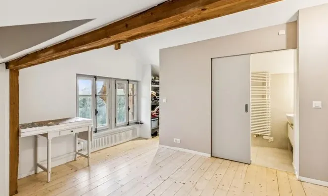 Недвижимость Single house 6 rooms: 9