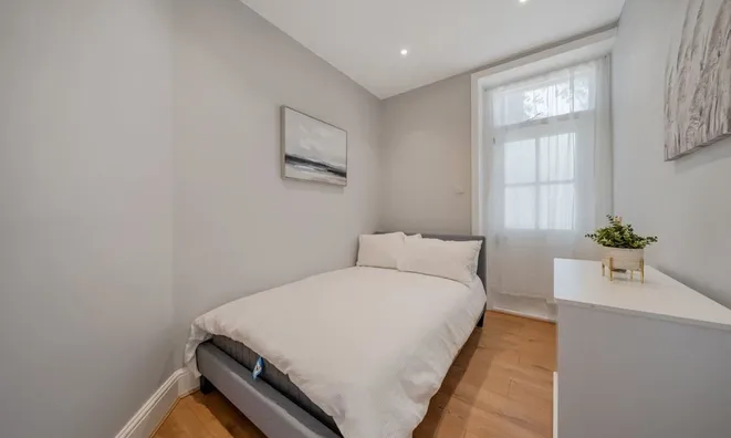 Недвижимость Cormont Road, Camberwell: 1