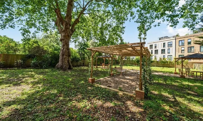 Недвижимость Cormont Road, Camberwell: 6