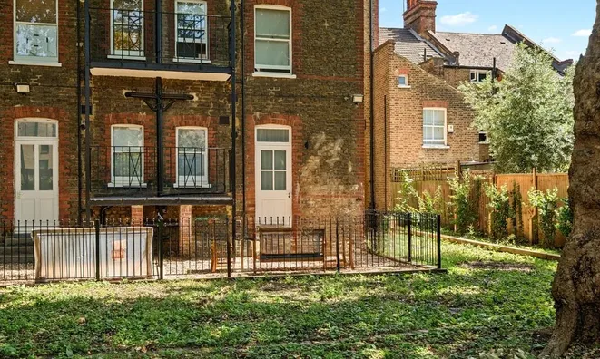 Недвижимость Cormont Road, Camberwell: 9