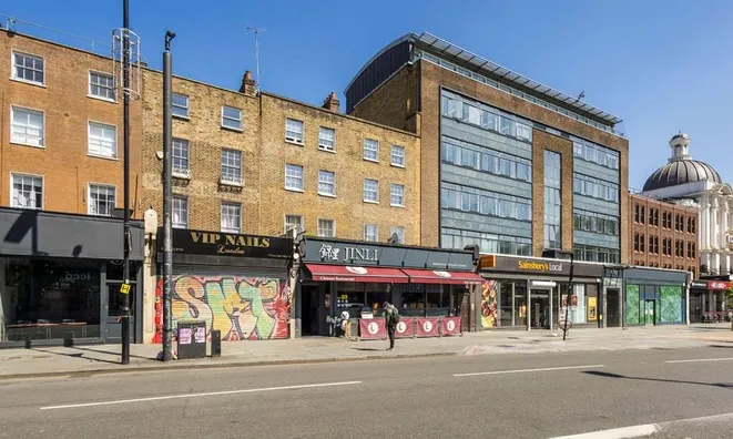 Недвижимость Camden High Street: 2