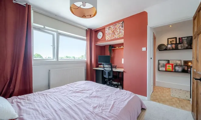 Недвижимость Loughborough Estate: 2