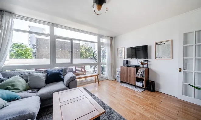 Недвижимость Loughborough Estate: 11