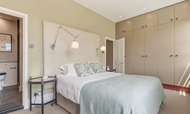 Недвижимость Redcliffe Place: 14