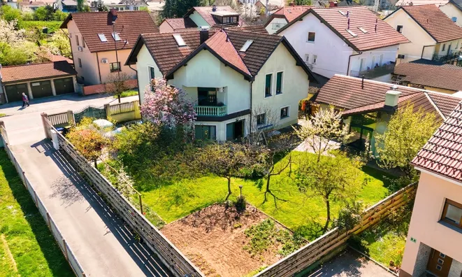 Недвижимость Дом, Водмат: 24