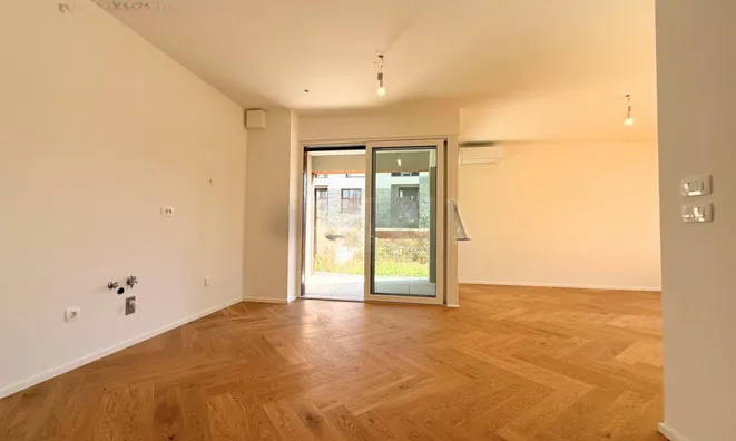 Недвижимость Three-room apartment in Shmari: 4