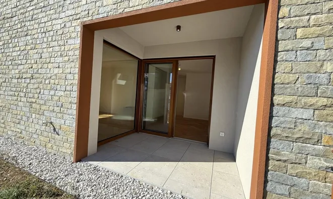 Недвижимость Three-room apartment in Shmari: 10