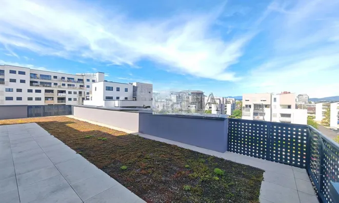 Недвижимость Four-room apartment Zelenaya Yama: 10