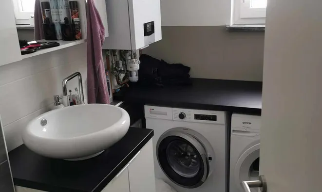 Недвижимость Four-room apartment Kashel: 3