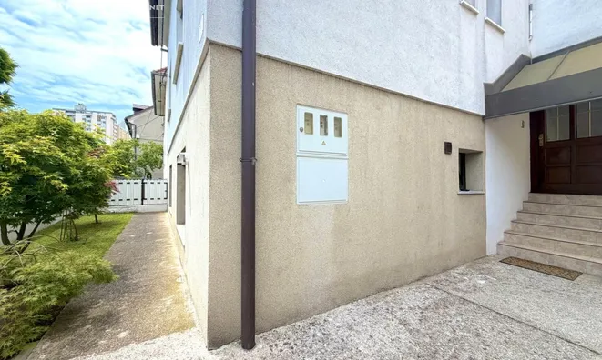 Недвижимость Квартира в Ново-Мосте площадью 2,5 комнаты: 9