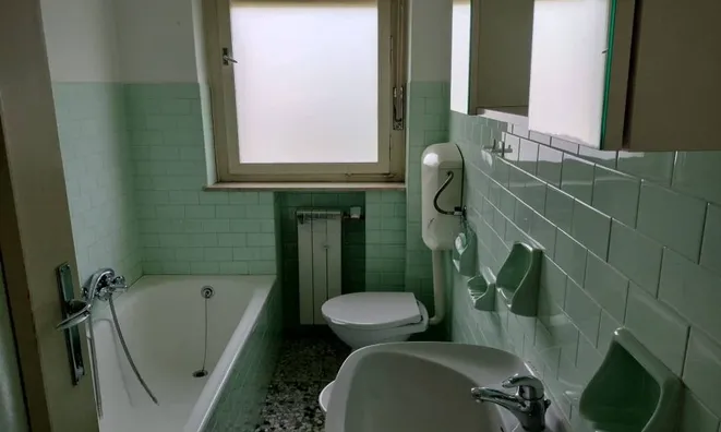Недвижимость Two-room apartment in the center: 7