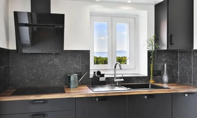 Недвижимость Apartment 5 rooms: 2