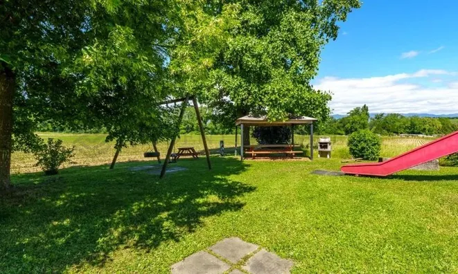 Недвижимость Apartment 6 rooms: 3