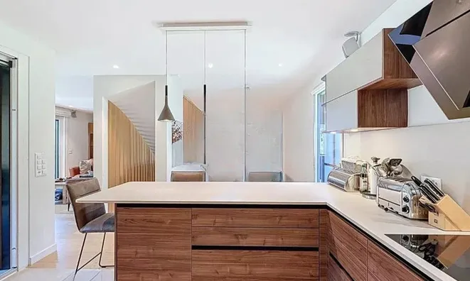 Недвижимость Single house 6.5 rooms: 4
