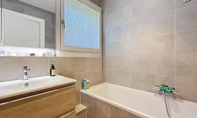 Недвижимость Single house 6.5 rooms: 9