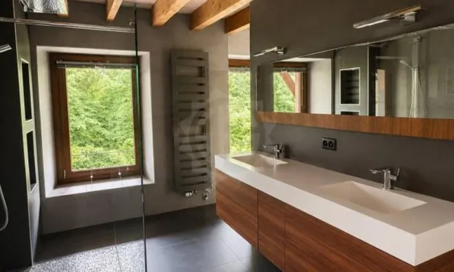 Недвижимость Single house 6 rooms: 10