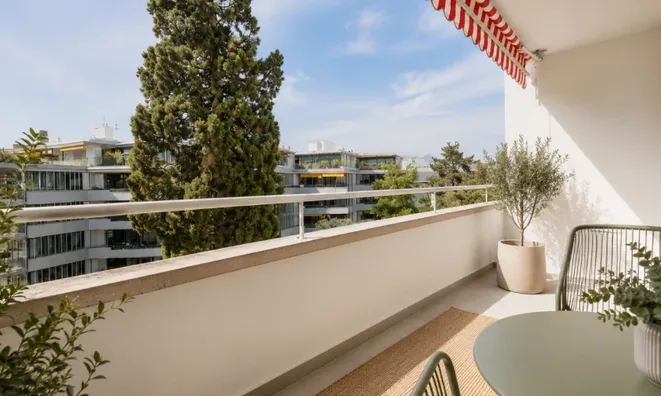 Недвижимость Apartment 4 rooms: 1