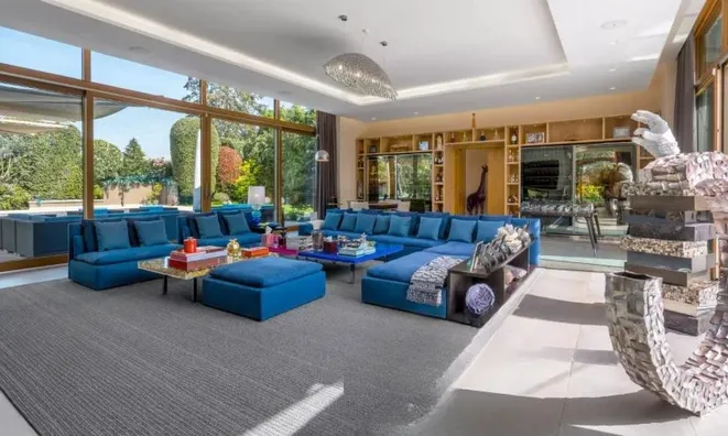Недвижимость Single house 17 rooms: 7