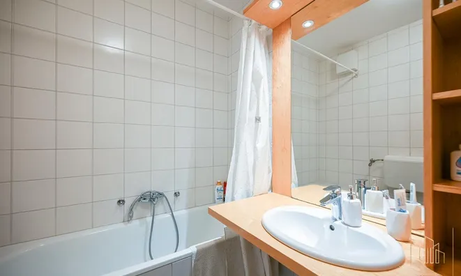 Недвижимость 1.5-room apartment in Bežigrad Court: 8