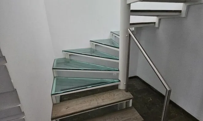Недвижимость Three-room apartment on Broad: 10