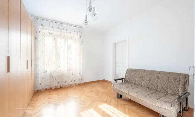 Недвижимость Apartment, 3 rooms, Broad: 4