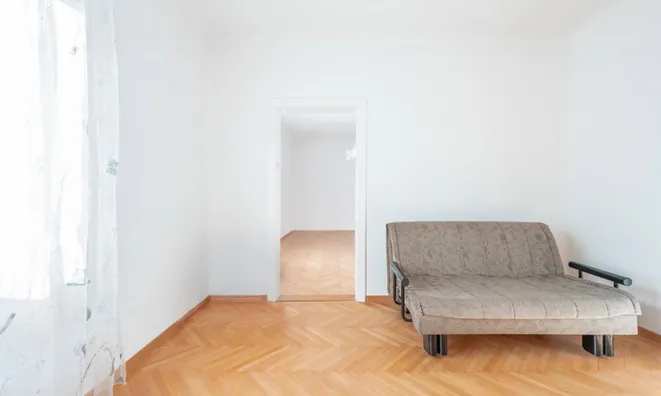 Недвижимость Apartment, 3 rooms, Broad: 5