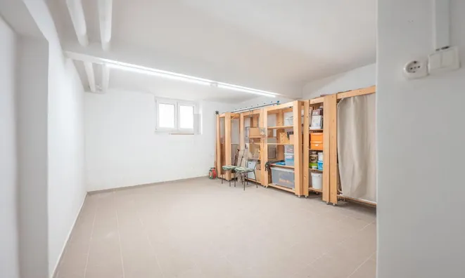 Недвижимость Apartment, 3 rooms, Broad: 14