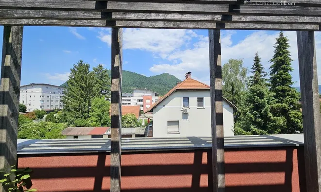 Недвижимость Apartment, 4-room Broad: 2