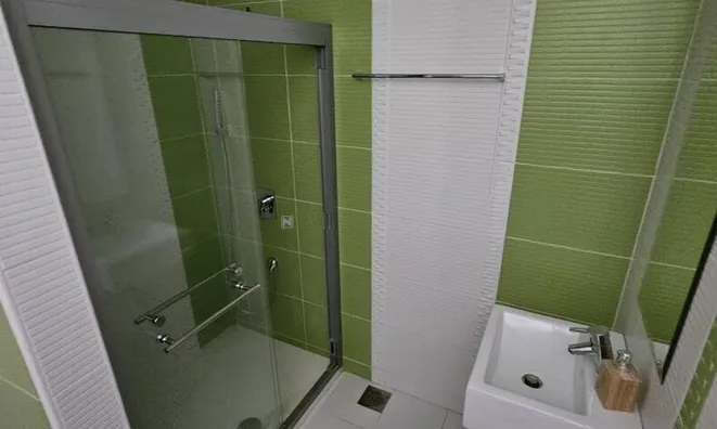 Недвижимость Apartment, 4-room Broad: 11