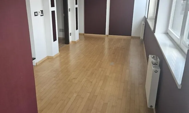Недвижимость Apartment, 4-room Broad: 20