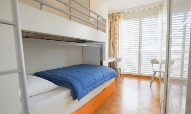 Недвижимость Apartment 5 rooms: 7