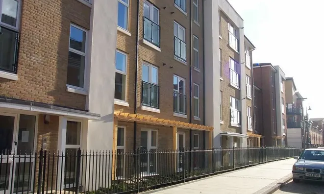 Недвижимость Chandler Way, Peckham: 1
